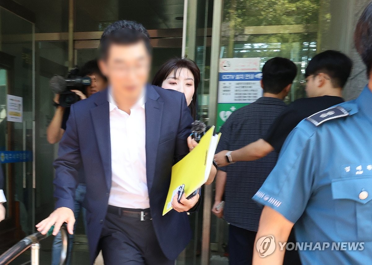 제주서부서 압수수색하는 검찰