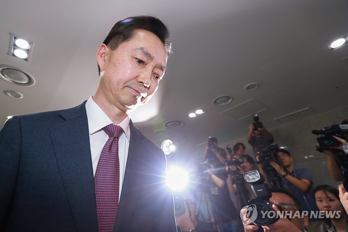 김지용 중대범죄수사청장 후보자, 청문회 준비 사무실 첫 출근