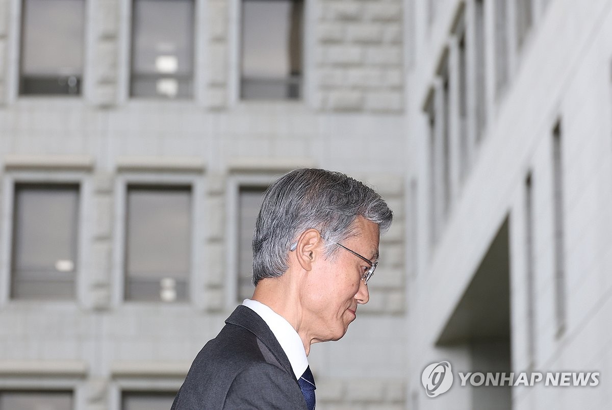 조희대 대법원장 출근길
