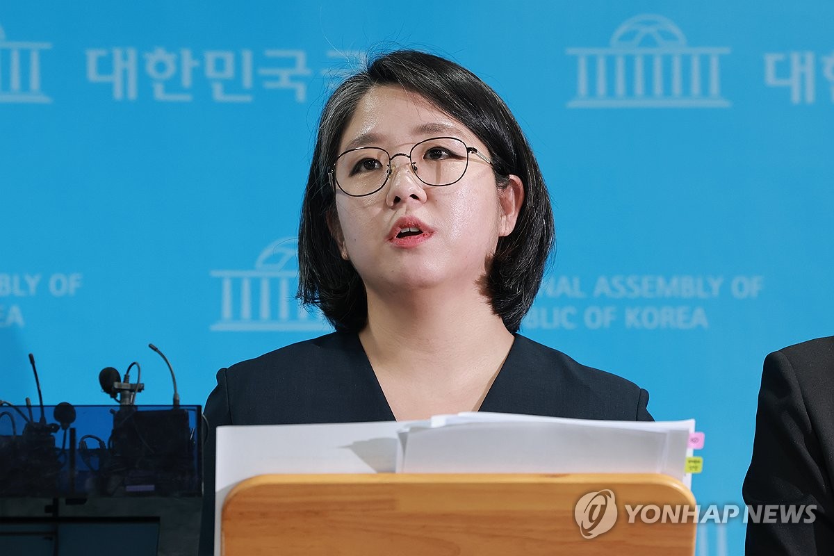 답변하는 용혜인 성평등부 장관 후보자
