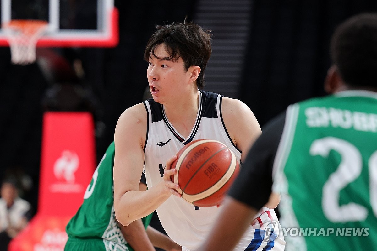 돌파하는 이현중