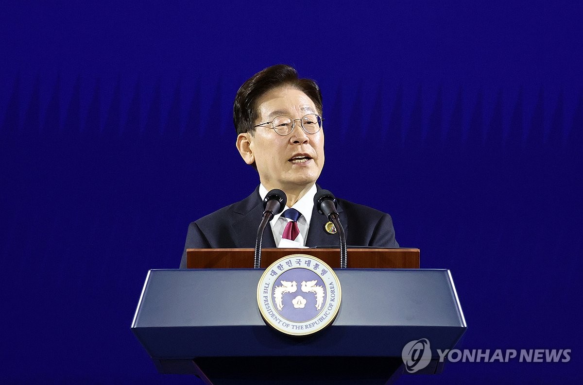 만찬사 하는 이재명 대통령