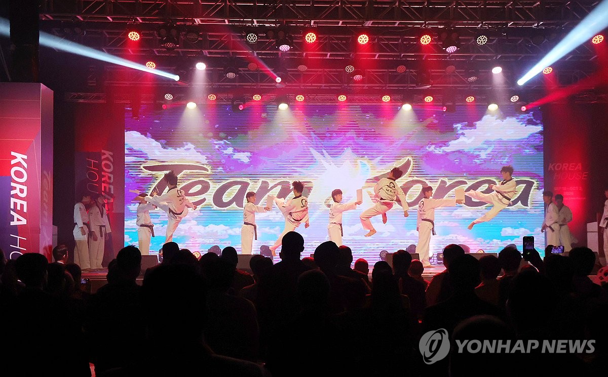 아시안게임 코리아하우스 개관 축하공연