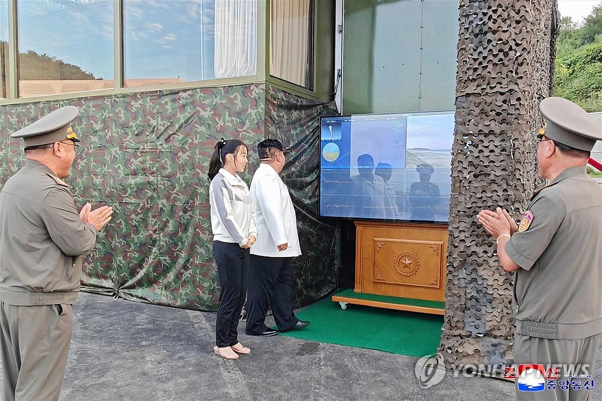 북한 미사일총국, 새 전투무기체계 시험 진행