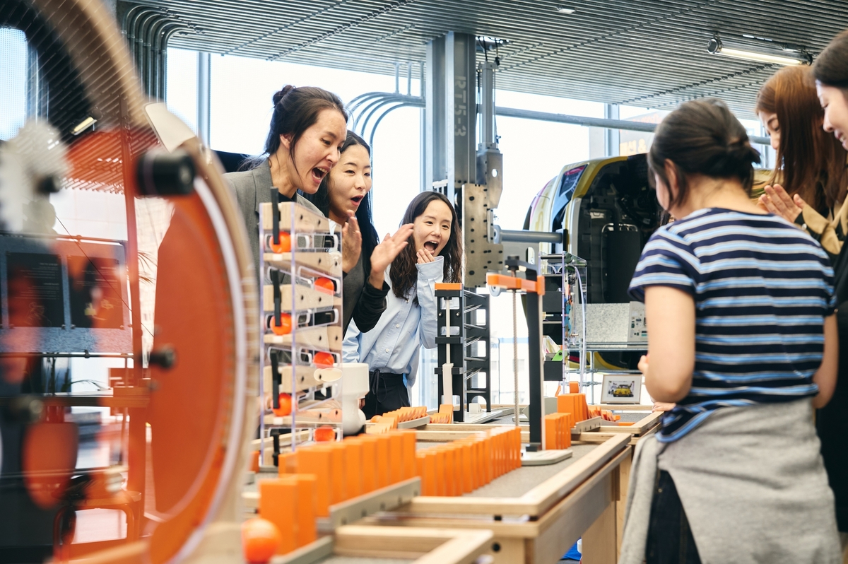 '해브 펀 위드 사이언스' 전시장 모습
