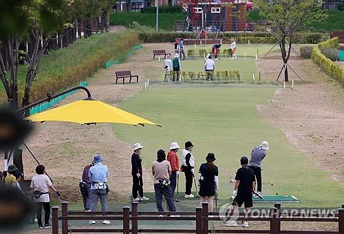 파크골프 즐기기 좋은 초가을 