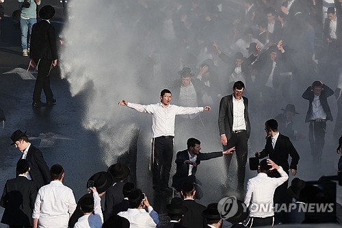 초강경파 유대교도들의 징집 반대 시위