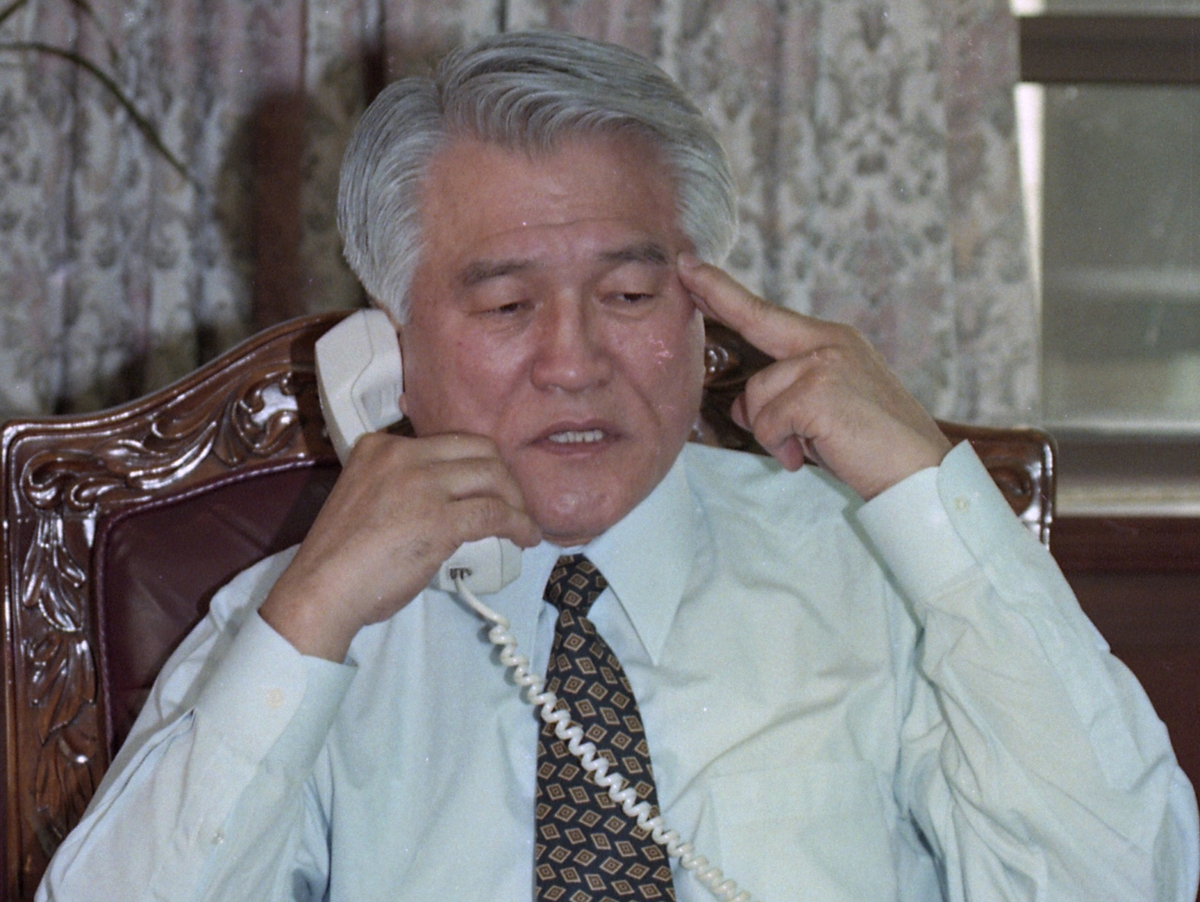 1993년 민주자유당 사무총장 시절의 고인
