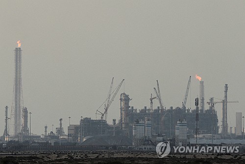 카타르에너지의 액화천연가스 생산 시설