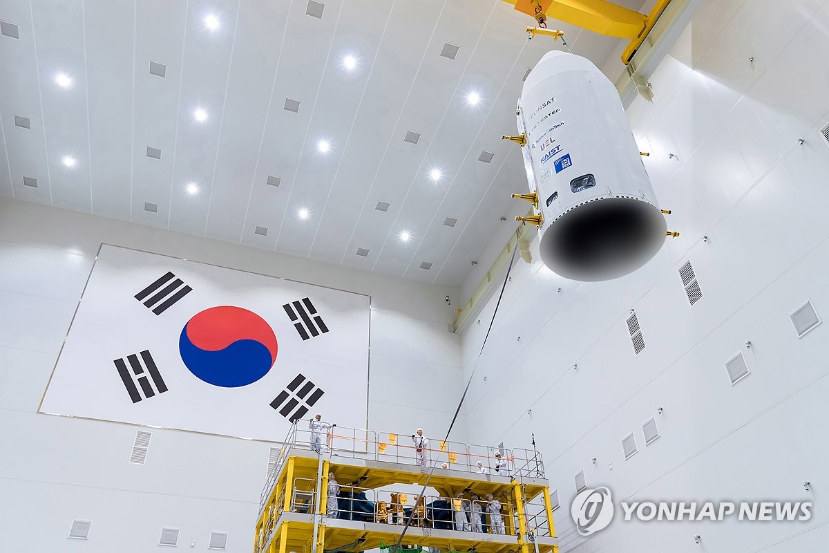 5차 발사 준비, 누리호 3단 페어링 결합 작업 공개