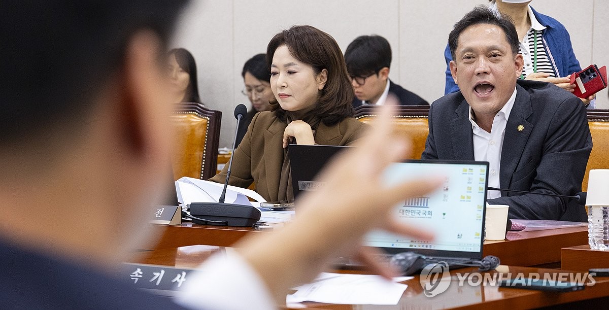 오늘도 법사위는 여야 설전