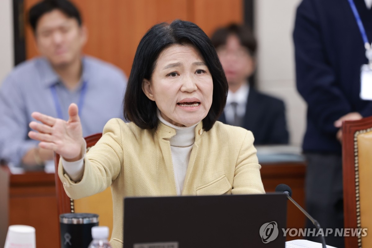 신상 발언하는 국민의힘 이진숙 의원