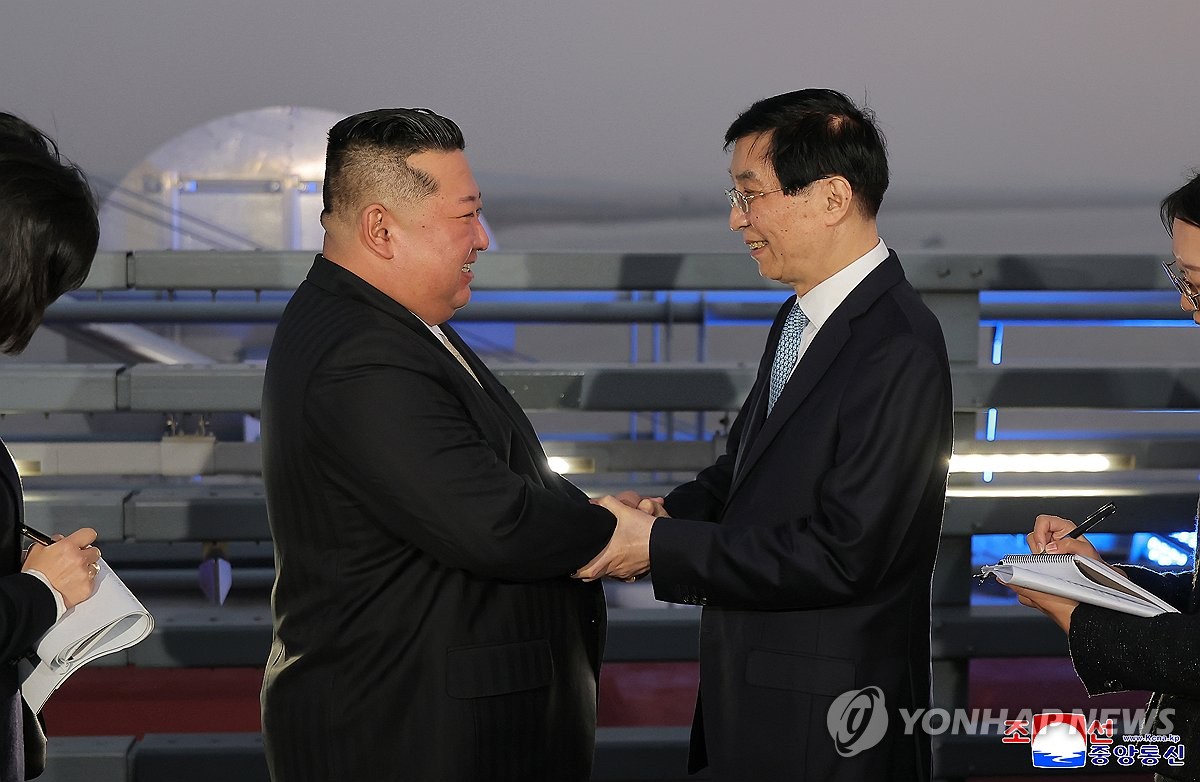 김정은, 중국 '깜짝' 방문